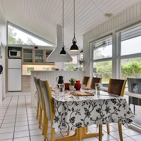 Riaan - 200m From The Sea By Interhome بيت للعطل
