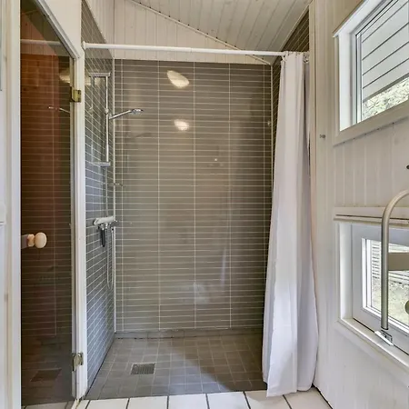 Feriehus Riaan - 200m From The Sea By Interhome *